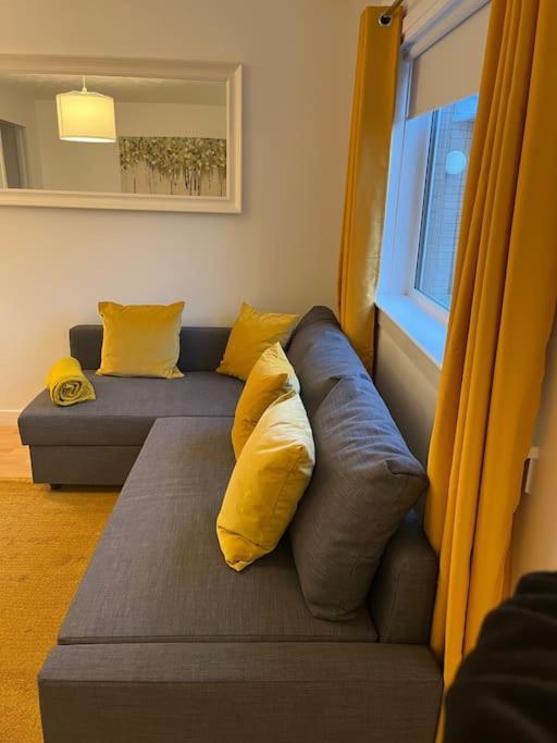 Glenbervie - Beautifully Refurbished, Self-Contained Apartment Данфермлін Екстер'єр фото